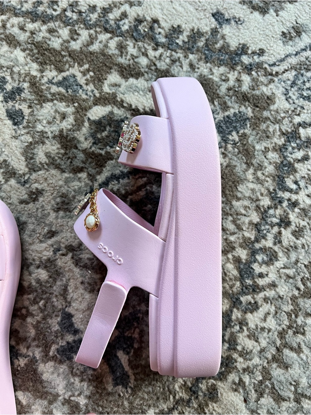 CROCS pink wedge sandals - Picture 2 of 5